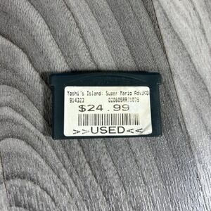 Yoshi's Island  - GAME ONLY  - NINTENDO Gameboy Advance